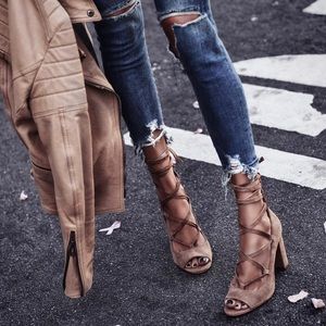 Vince Camuto Tannen Peep Toe Pump